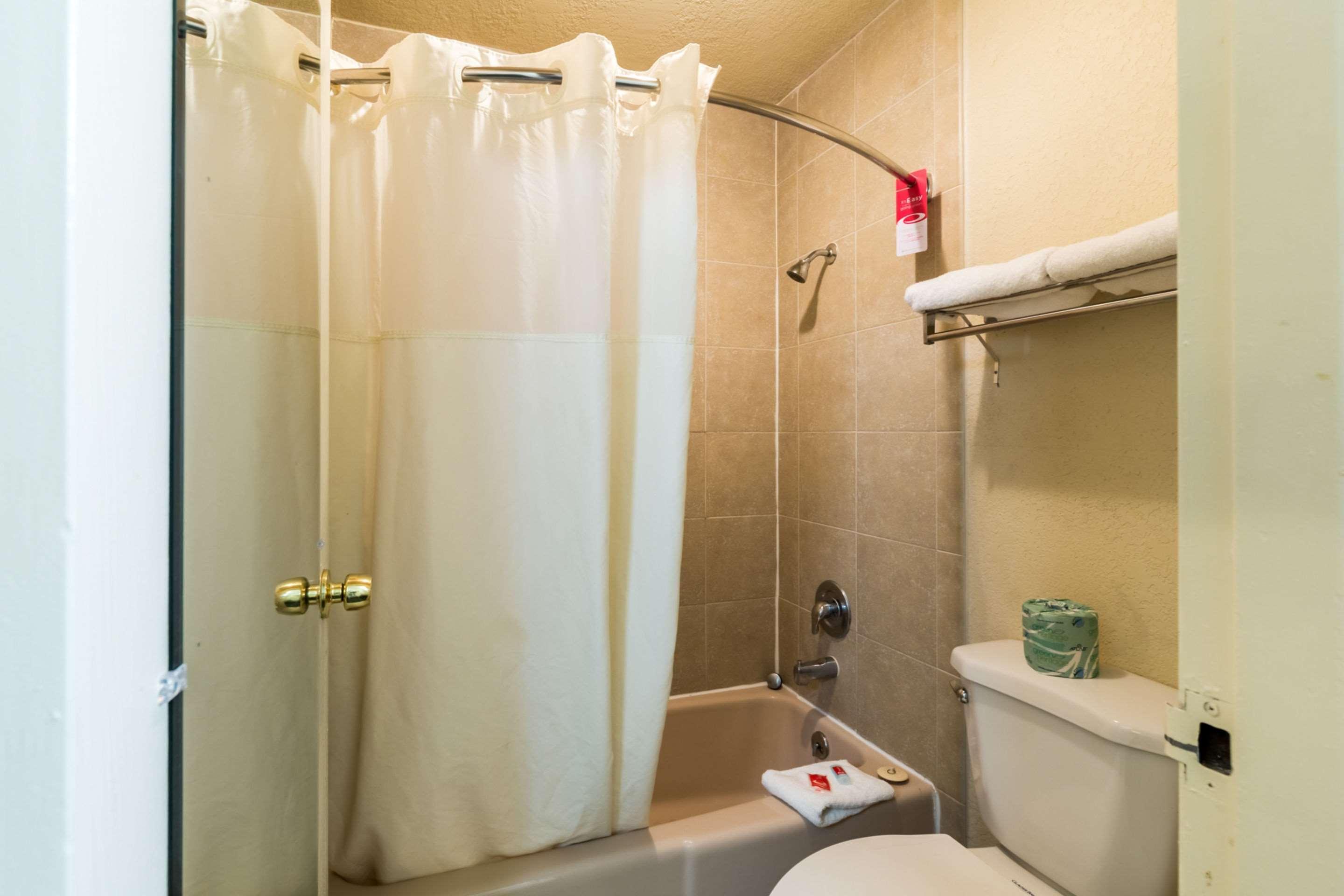 Econo Lodge Baytown Extérieur photo